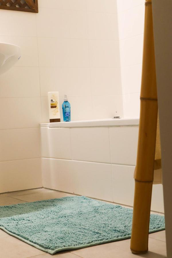 וינה Cozy & Charming City Apartment מראה חיצוני תמונה